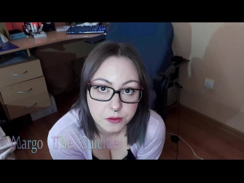 ❤️ Сексуальная Девушка В Очках Глубоко Сосет Фаллоимитатор На Камеру ️❌ Шлюхи у нас ❌️❤