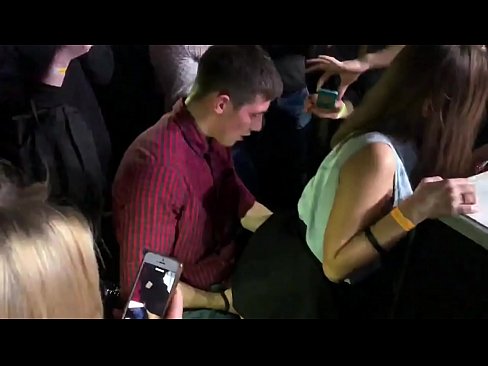 ❤️ Настоящий секс в русском ночном клубе. 18-летняя русская девушка в анал и влагалище трахается в ночном клубе ️❌ Шлюхи у нас ❌️❤